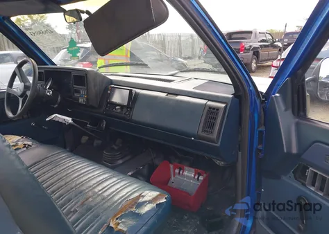 1991 Chevrolet Gmt-400 C2500 из США, поврежденный, VIN 1GCFC24K6MZ147174